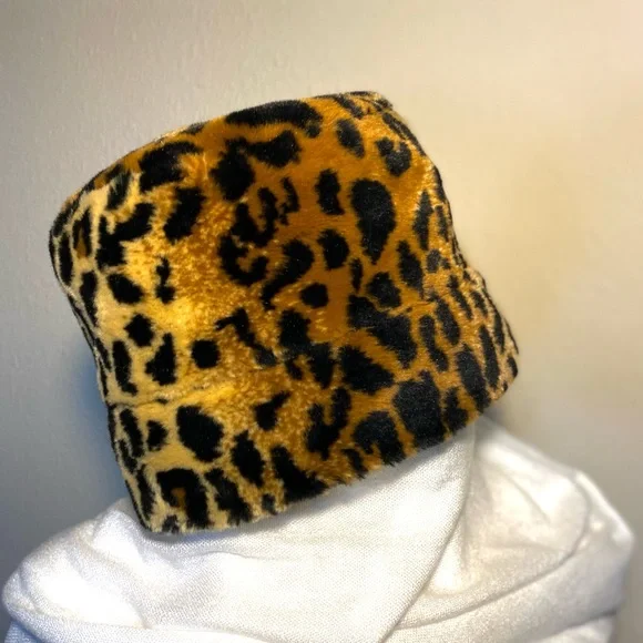 CEJON Faux Fur Hat - Furry Winter Bucket Hat Warm Caps Hunting Fishing Cossack Women main image 3